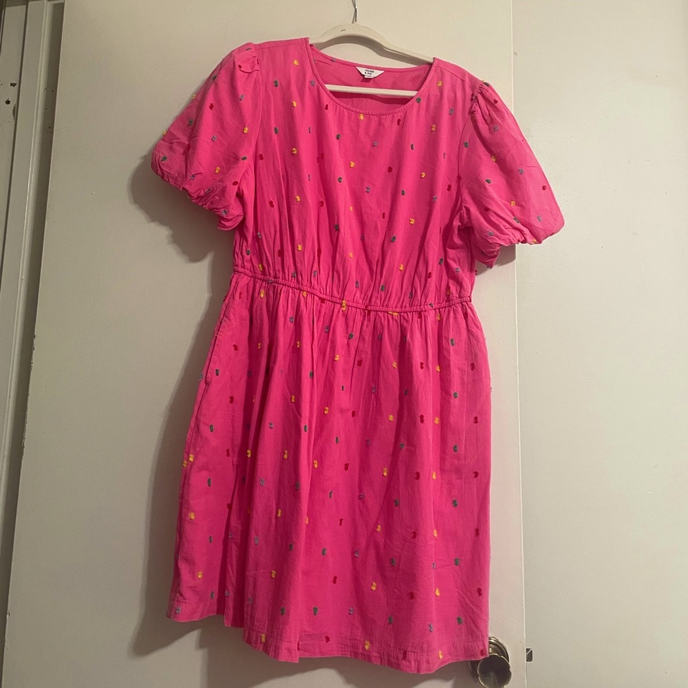 Crown and Ivy Puff Sleeve Dress